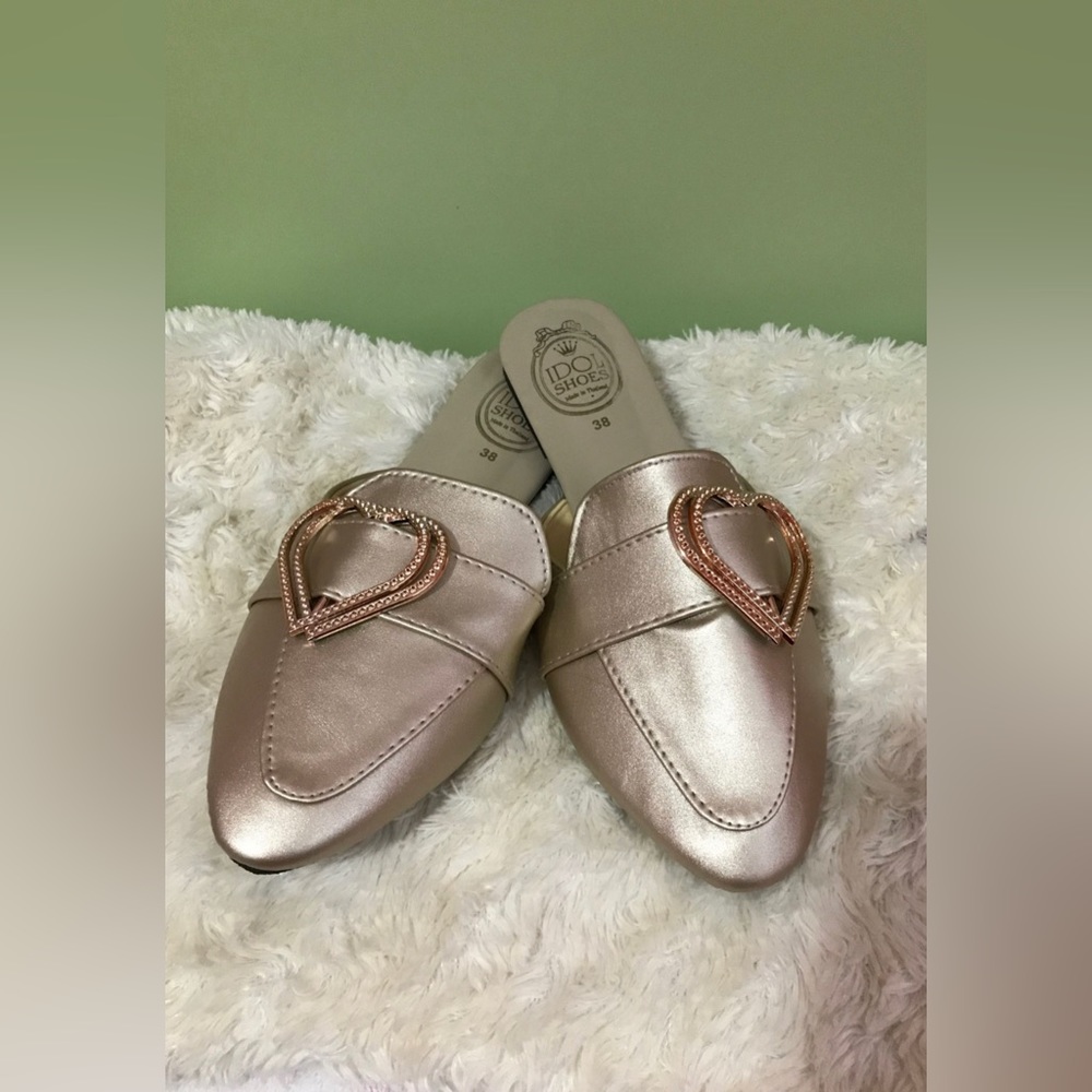 Women shoes